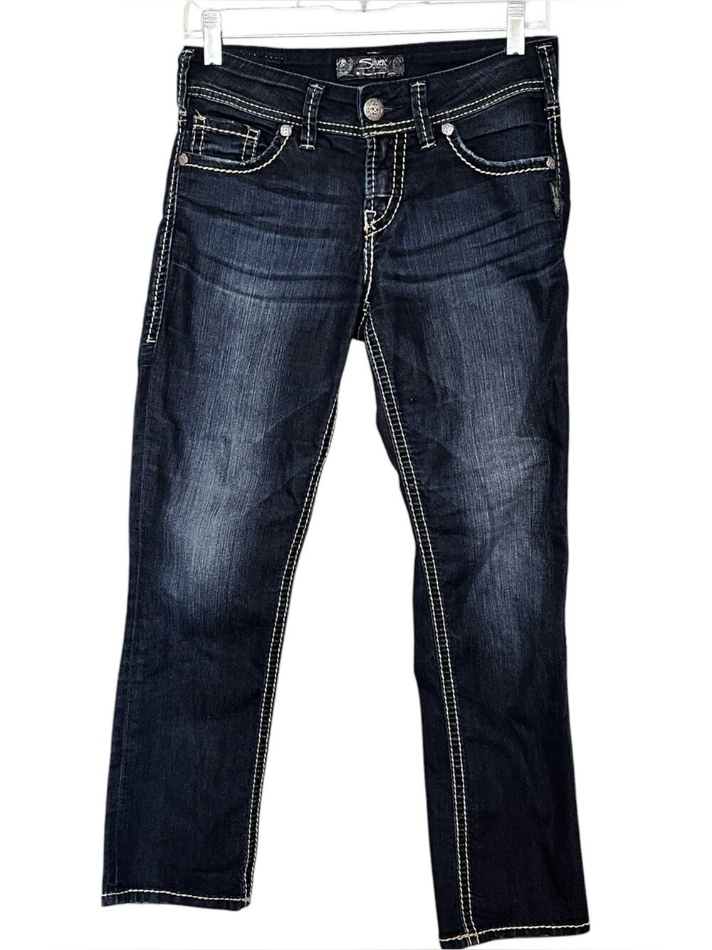 Dark wash Silver Suki Capri Jeans Saddle Stitching Size 26